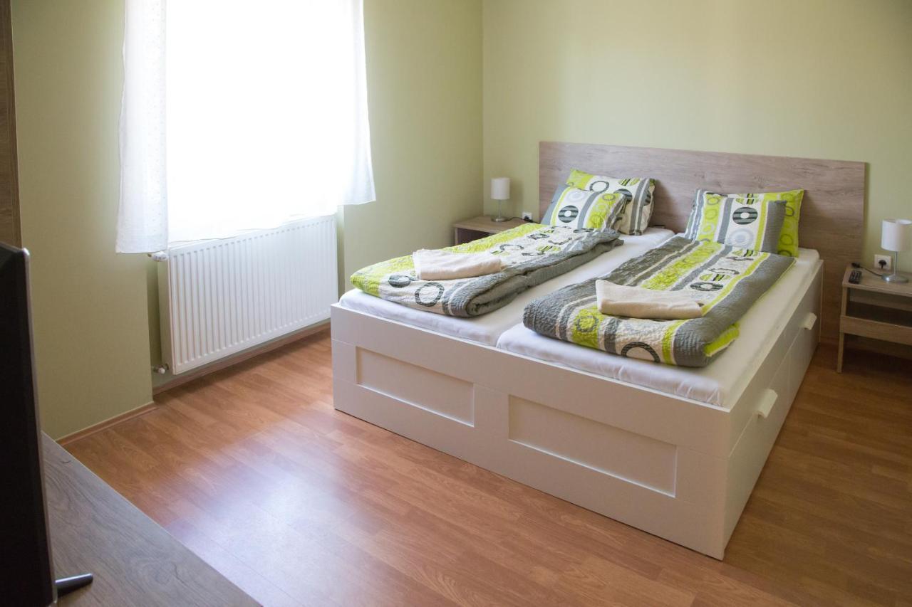 Levendula Apartmanhaz Hajduszoboszlo Bagian luar foto