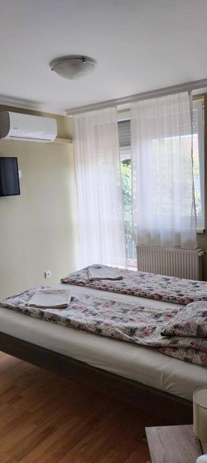 Levendula Apartmanhaz Hajduszoboszlo Bagian luar foto